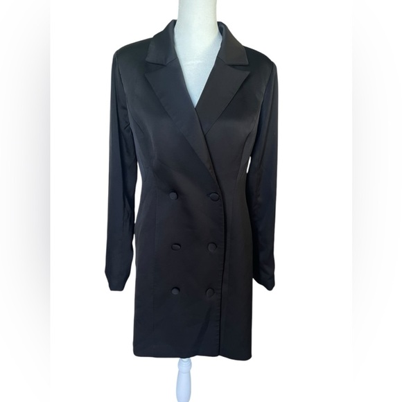 NWT Adelyn Rae Stella Blazer Dress Black - Size Medium - Picture 1 of 7